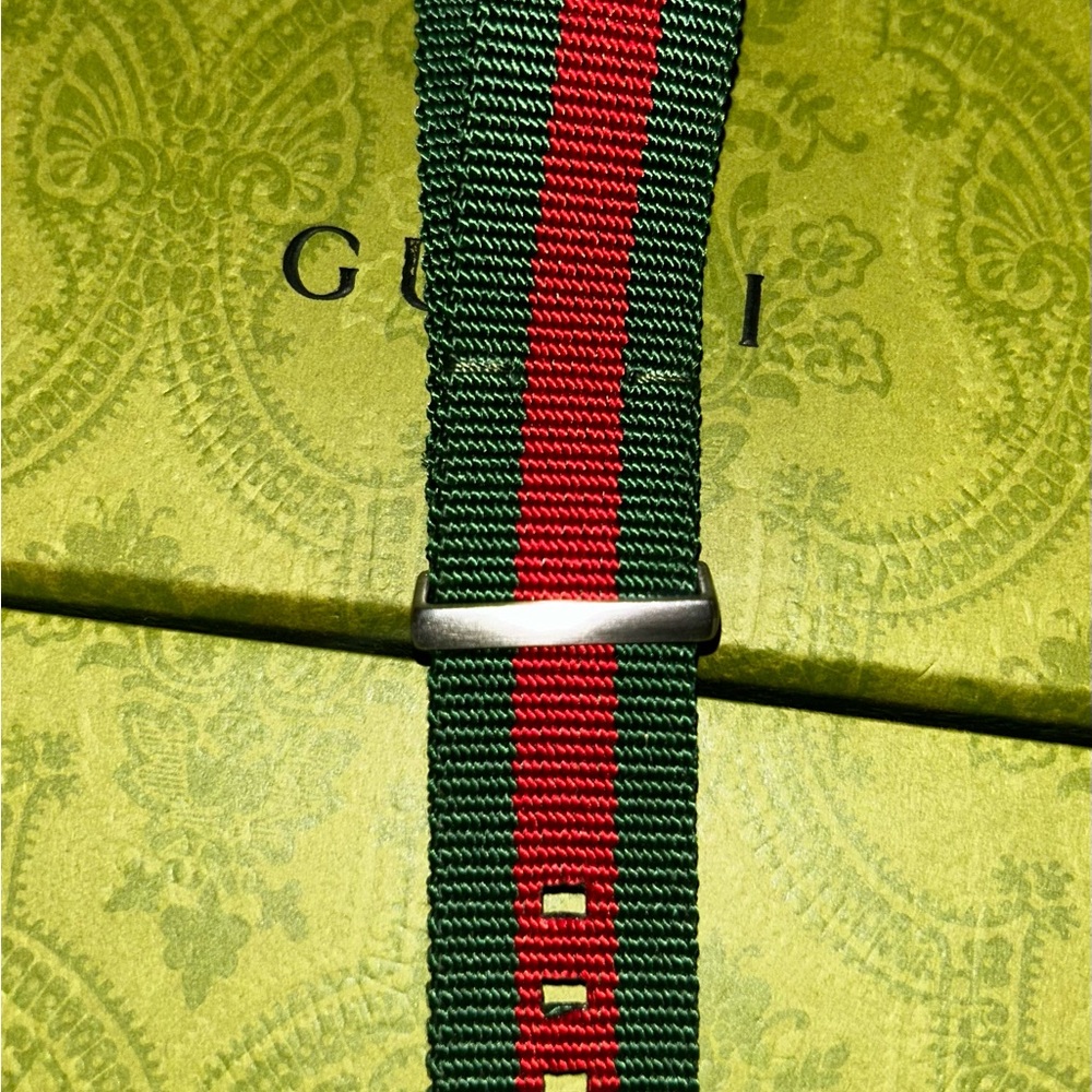 Gucci Watch - Picture 4 of 7